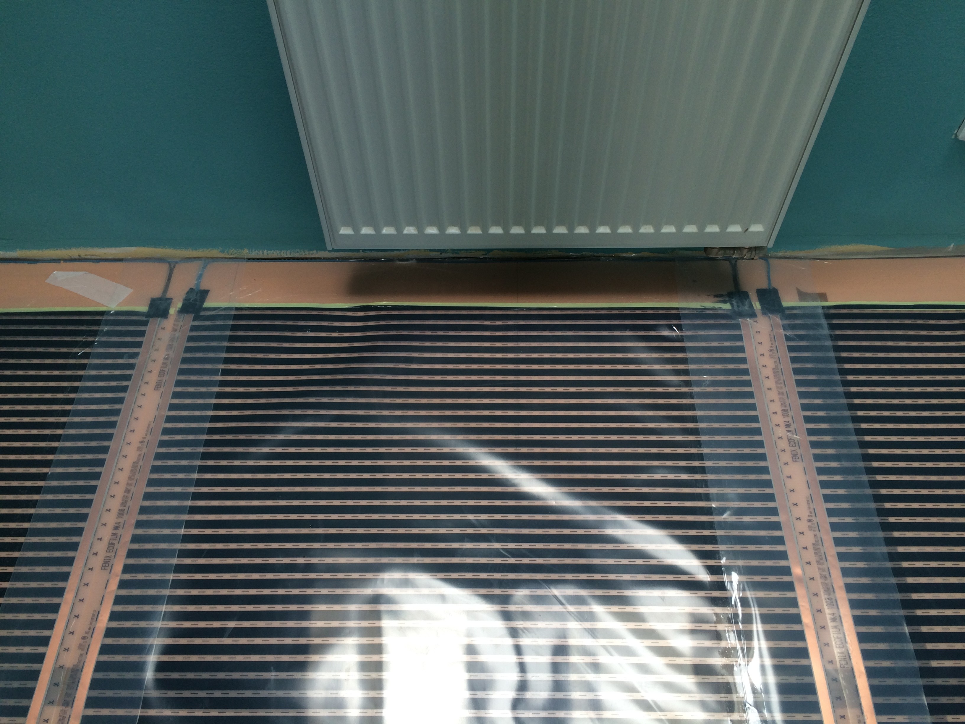 Elektrick� podlahov� topn� f�lie Velk� P��lepy